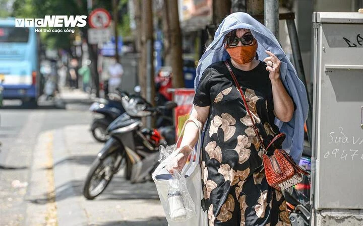 Dự báo thời tiết 1/6: Bắc và Trung Bộ tăng nhiệt, nhiều nơi nắng nóng gay gắt Dự báo thời tiết 1/6: Bắc và Trung Bộ tăng nhiệt, nhiều nơi nắng nóng gay gắt