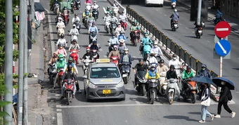 Dự báo thời tiết 17/8: Miền Bắc ngày nắng nóng, từ đêm bước vào đợt mưa lớn