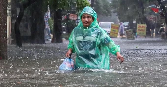 Dự báo thời tiết 30/6: Mưa lớn bao trùm, miền Bắc nguy cơ sạt lở và ngập lụt