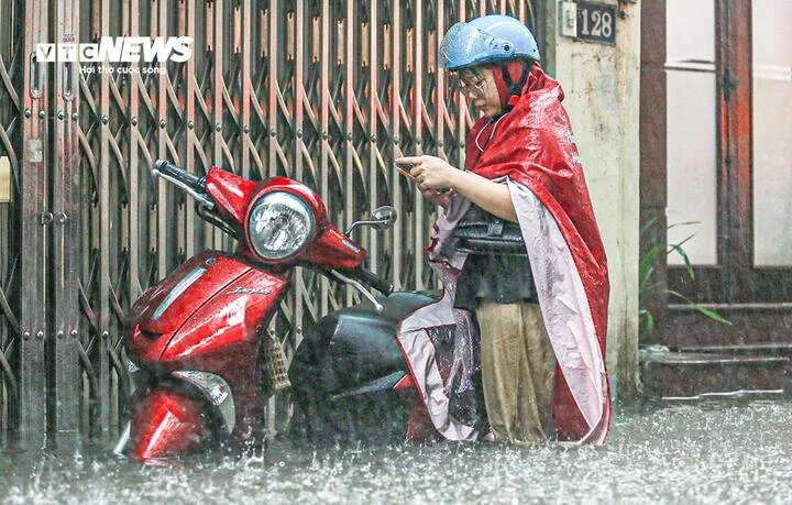 Dự báo thời tiết 4/7: Miền Bắc mưa xối xả, nguy cơ xuất hiện lũ gây ngập lụt Dự báo thời tiết 4/7: Miền Bắc mưa xối xả, nguy cơ xuất hiện lũ gây ngập lụt