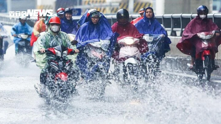 Dự báo thời tiết 5/6: Miền Bắc mưa lớn trước khi tái diễn nắng nóng diện rộng Dự báo thời tiết 5/6: Miền Bắc mưa lớn trước khi tái diễn nắng nóng diện rộng