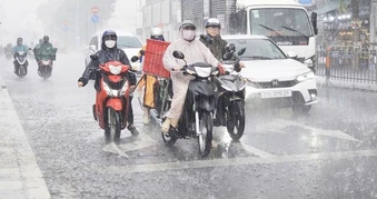 Dự báo thời tiết TP.HCM hôm nay 2/10: Tiếp tục mưa dông