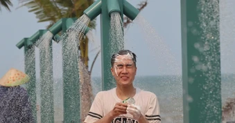 Du khách phàn nàn về dịch vụ tắm tráng, phường Cửa Lò lên tiếng