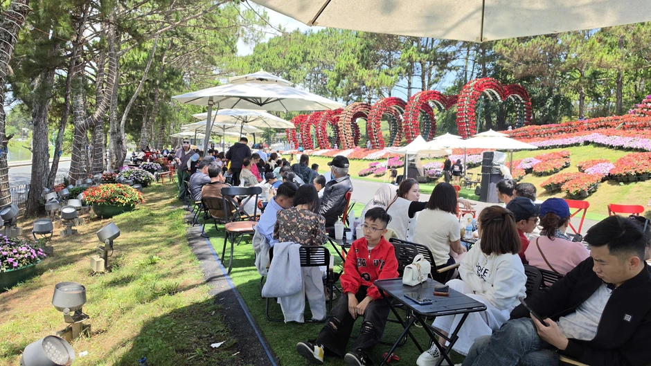 Du lịch Đà Lạt sau lễ 30.4: Nỗi lo vé xe và tắc đường Du lịch Đà Lạt sau lễ 30.4: Nỗi lo vé xe và tắc đường