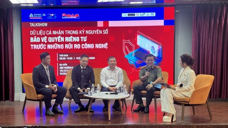 Dữ liệu cá nhân là tài sản quan trọng, gắn với quyền con người trong kỷ nguyên số Dữ liệu cá nhân là tài sản quan trọng, gắn với quyền con người trong kỷ nguyên số
