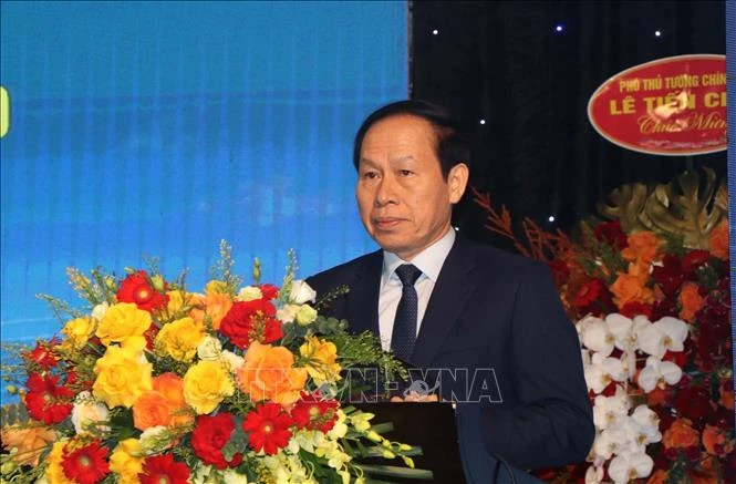 Đưa Nghệ An trở thành cực tăng trưởng động lực của Bắc Trung Bộ và cả nước Đưa Nghệ An trở thành cực tăng trưởng động lực của Bắc Trung Bộ và cả nước