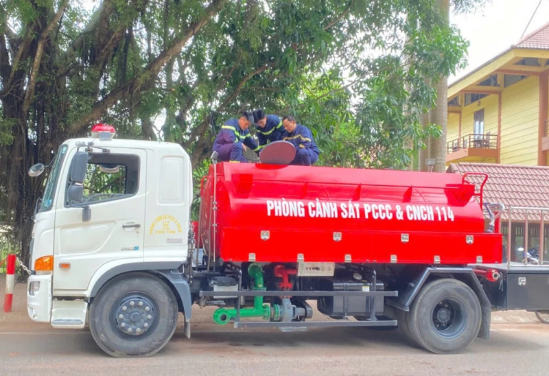 Đưa nước sạch lên xã vùng cao Pà Cò