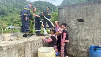 Đưa nước sạch lên xã vùng cao&nbsp;Pà Cò