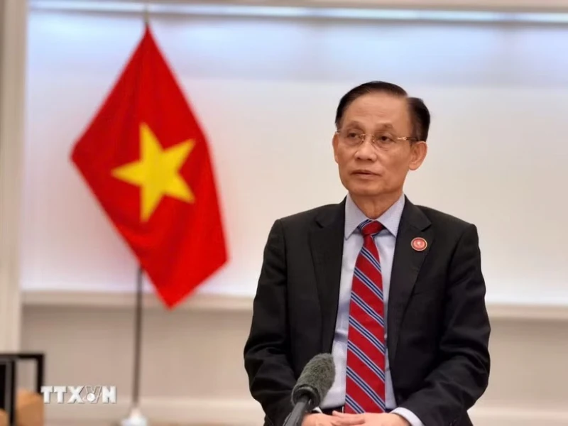 Đưa quan hệ láng giềng hữu nghị giữa Việt Nam, Lào và Campuchia phát triển lên tầm cao mới Đưa quan hệ láng giềng hữu nghị giữa Việt Nam, Lào và Campuchia phát triển lên tầm cao mới