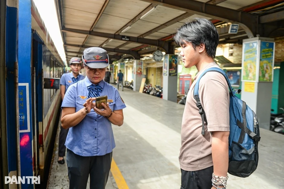 Đường sắt tăng chuyến phục vụ giỗ Tổ và lễ 30/4-1/5 Đường sắt tăng chuyến phục vụ giỗ Tổ và lễ 30/4-1/5