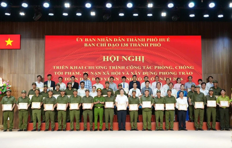 Duy trì gần 120 mô hình hiệu quả trong phong trào bảo vệ ANTQ Duy trì gần 120 mô hình hiệu quả trong phong trào bảo vệ ANTQ