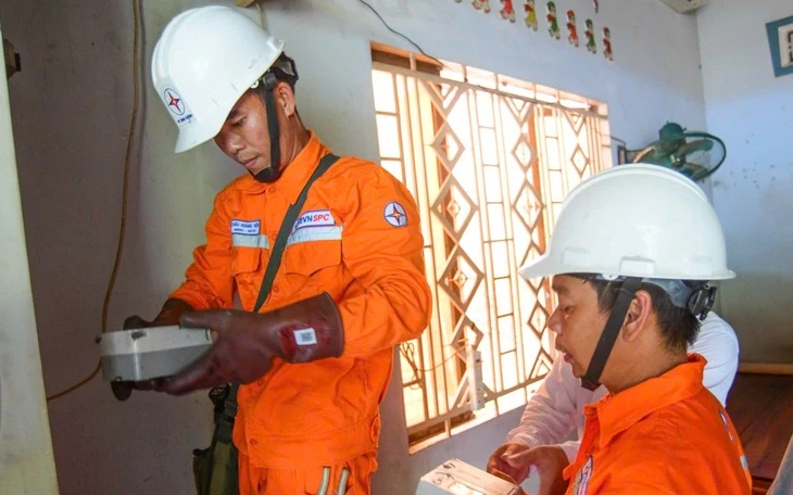 EVN thông tin rõ về khoản lợi nhuận hợp nhất toàn tập đoàn và tiền gửi ngân hàng EVN thông tin rõ về khoản lợi nhuận hợp nhất toàn tập đoàn và tiền gửi ngân hàng