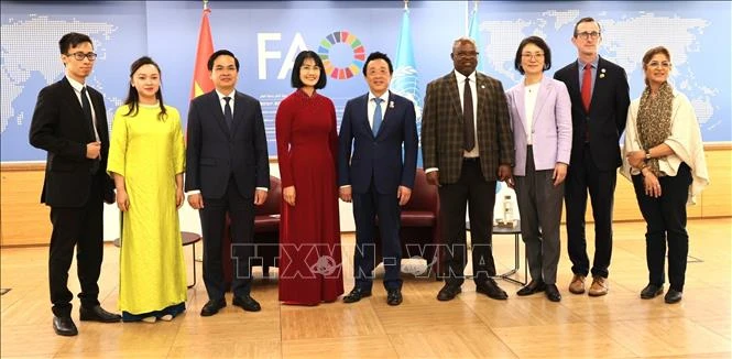 FAO luôn coi trọng Việt Nam là đối tác quan trọng trong khu vực FAO luôn coi trọng Việt Nam là đối tác quan trọng trong khu vực