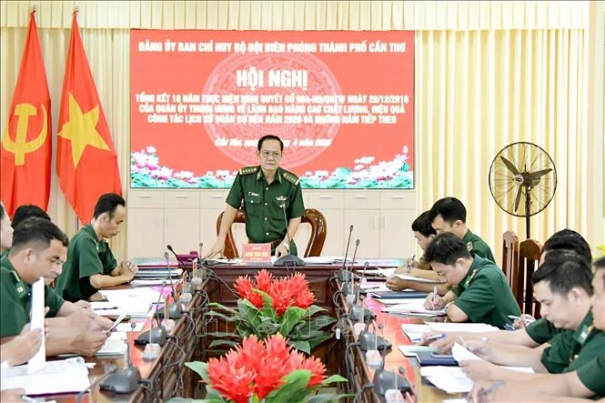 Gắn công tác lịch sử quân sự với nhiệm vụ quản lý, bảo vệ chủ quyền lãnh thổ Gắn công tác lịch sử quân sự với nhiệm vụ quản lý, bảo vệ chủ quyền lãnh thổ