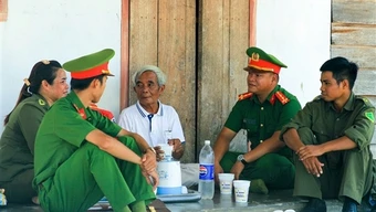 Gần dân, hiểu dân để giúp dân hiệu quả hơn