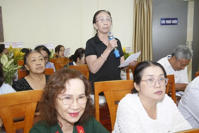 Gắn kết tình làng nghĩa xóm trong thời đại số Gắn kết tình làng nghĩa xóm trong thời đại số