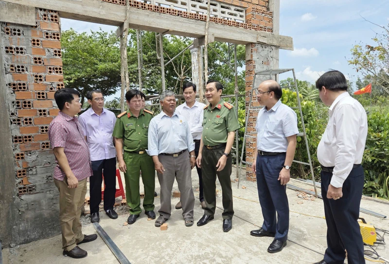Gắn kết ý Đảng, lòng dân qua công tác dân vận khéo