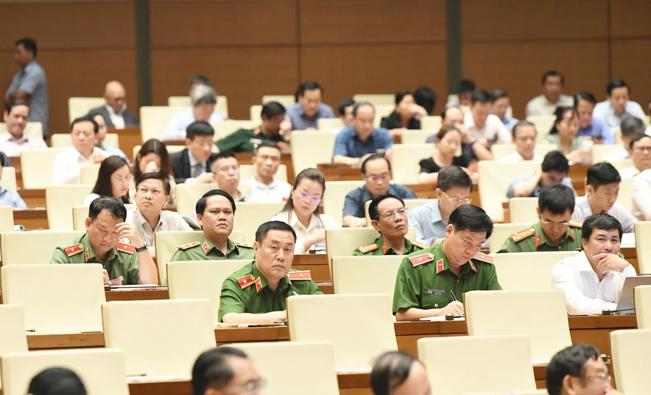 Gắn kiểm tra, giám sát với các phương thức kiểm soát quyền lực Gắn kiểm tra, giám sát với các phương thức kiểm soát quyền lực