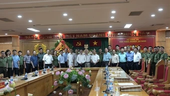 Gặp mặt kỷ niệm 66 năm Ngày truyền thống lực lượng Công nghiệp an ninh