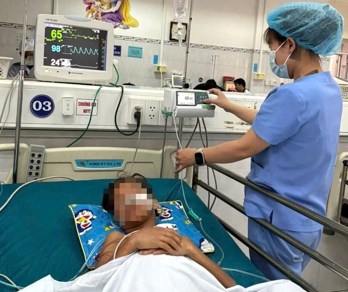 Gia Lai: Một bệnh nhi 12 tuổi nhiễm vi khuẩn nguy hiểm, hiếm gặp Gia Lai: Một bệnh nhi 12 tuổi nhiễm vi khuẩn nguy hiểm, hiếm gặp
