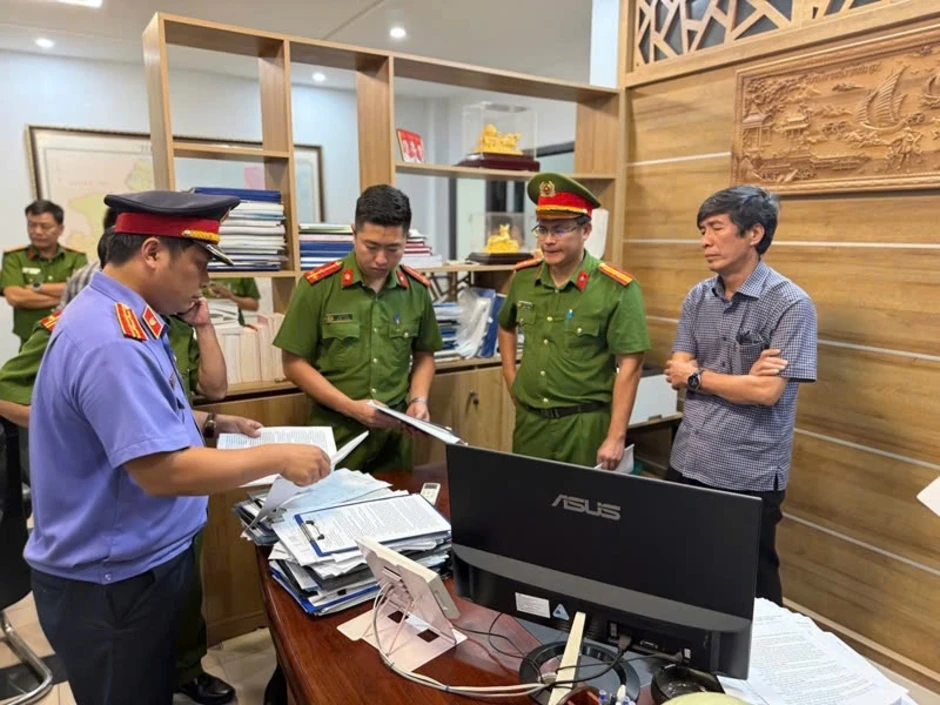 Giám đốc Ban quản lý dự án TP Huế bị khai trừ Đảng Giám đốc Ban quản lý dự án TP Huế bị khai trừ Đảng