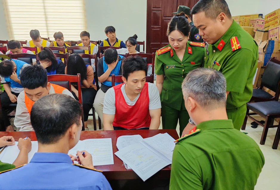 Giám đốc công ty 'sở hữu kỳ nghỉ': Mục đích thu tiền khách càng nhiều càng tốt Giám đốc công ty 'sở hữu kỳ nghỉ': Mục đích thu tiền khách càng nhiều càng tốt