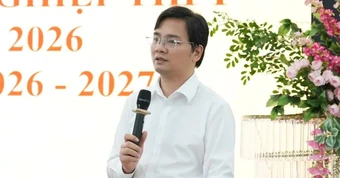Giám đốc Sở GD&ĐT Tuyên Quang Vũ Đình Hưng bị tạm đình chỉ công tác