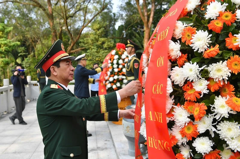 Giao lưu hữu nghị Quốc phòng biên giới Việt Nam - Trung Quốc lần thứ 10 tại Trung Quốc Giao lưu hữu nghị Quốc phòng biên giới Việt Nam - Trung Quốc lần thứ 10 tại Trung Quốc