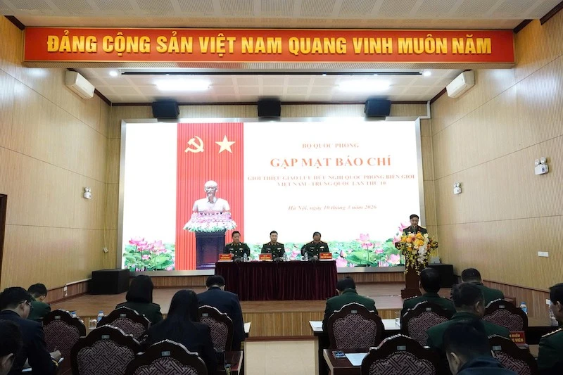 Giao lưu hữu nghị quốc phòng biên giới Việt Nam- Trung Quốc Giao lưu hữu nghị quốc phòng biên giới Việt Nam- Trung Quốc
