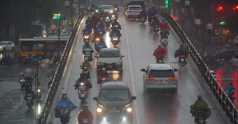 Gió mùa đông bắc tràn về từ chiều tối nay, mưa rất lớn, nền nhiệt giảm sâu