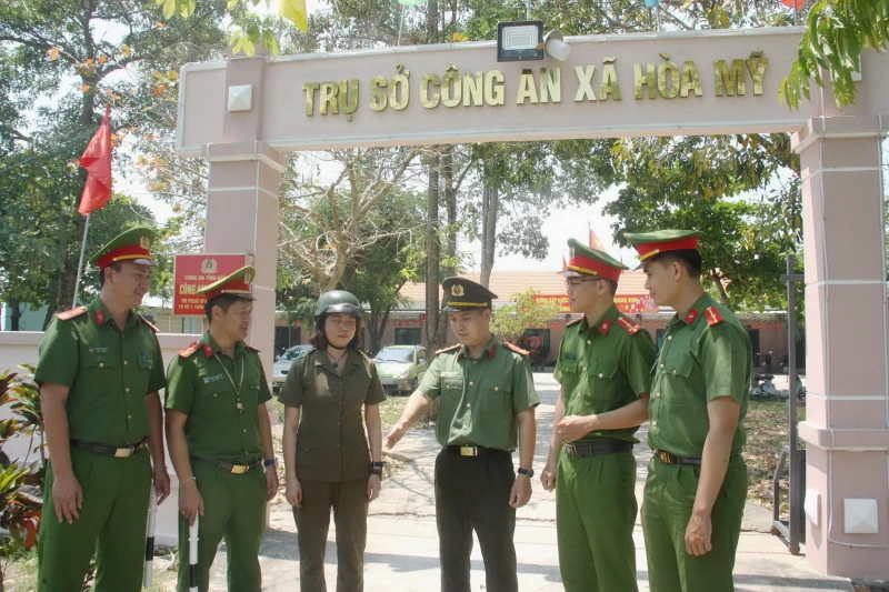Giữ bình yên vùng quê anh hùng bên sông Bánh Lái Giữ bình yên vùng quê anh hùng bên sông Bánh Lái