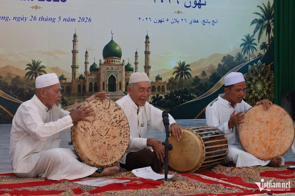 Giữ trọn nét đẹp Tết Roya Haji trong đời sống đồng bào Chăm ở An Giang Giữ trọn nét đẹp Tết Roya Haji trong đời sống đồng bào Chăm ở An Giang