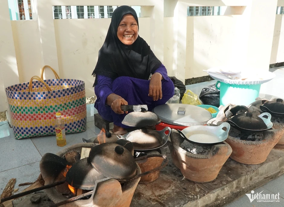 Giữ trọn nét đẹp Tết Roya Haji trong đời sống đồng bào Chăm ở An Giang Giữ trọn nét đẹp Tết Roya Haji trong đời sống đồng bào Chăm ở An Giang