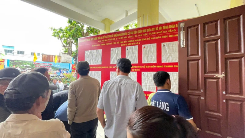 Giữ vững bình yên nơi đầu sóng, sẵn sàng cho “Ngày hội non sông” Giữ vững bình yên nơi đầu sóng, sẵn sàng cho “Ngày hội non sông”
