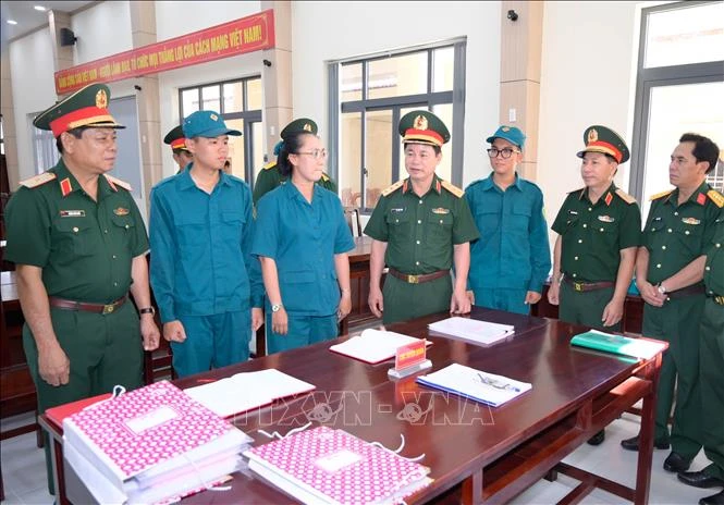 Giữ vững ổn định chính trị, quốc phòng, an ninh trên địa bàn Tây Nam của Tổ quốc Giữ vững ổn định chính trị, quốc phòng, an ninh trên địa bàn Tây Nam của Tổ quốc