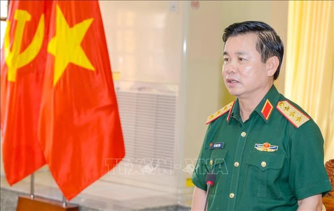 Giữ vững ổn định chính trị, quốc phòng, an ninh trên địa bàn Tây Nam của Tổ quốc Giữ vững ổn định chính trị, quốc phòng, an ninh trên địa bàn Tây Nam của Tổ quốc
