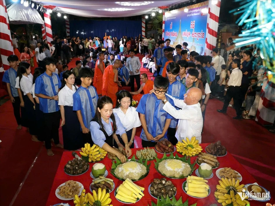 Giữ vững 'thành lũy lòng dân' nơi vùng đồng bào Tây Nam Bộ Giữ vững 'thành lũy lòng dân' nơi vùng đồng bào Tây Nam Bộ