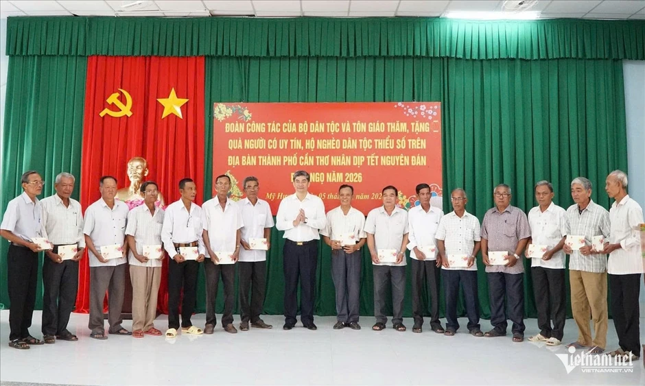 Giữ vững 'thành lũy lòng dân' nơi vùng đồng bào Tây Nam Bộ Giữ vững 'thành lũy lòng dân' nơi vùng đồng bào Tây Nam Bộ