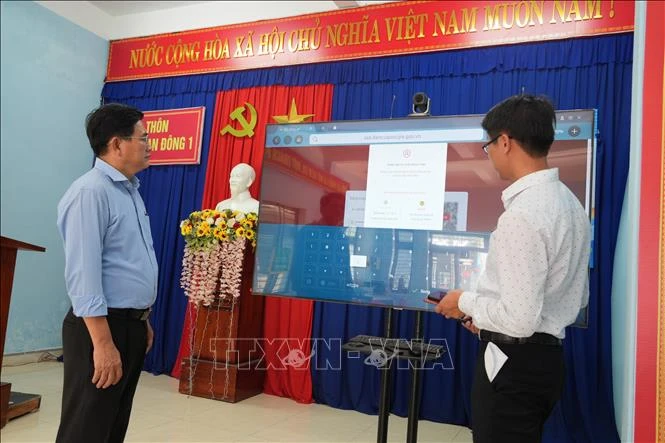 Gỡ điểm nghẽn để chính quyền gần dân - Bài 1: Nhiều cách làm sáng tạo Gỡ điểm nghẽn để chính quyền gần dân - Bài 1: Nhiều cách làm sáng tạo