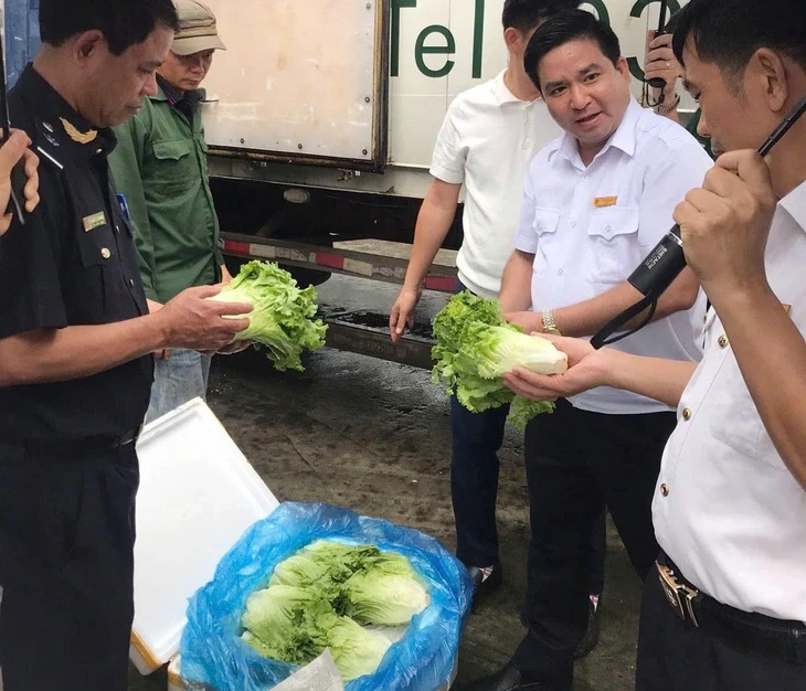 Gỡ vướng cho doanh nghiệp, không buông an toàn thực phẩm Gỡ vướng cho doanh nghiệp, không buông an toàn thực phẩm
