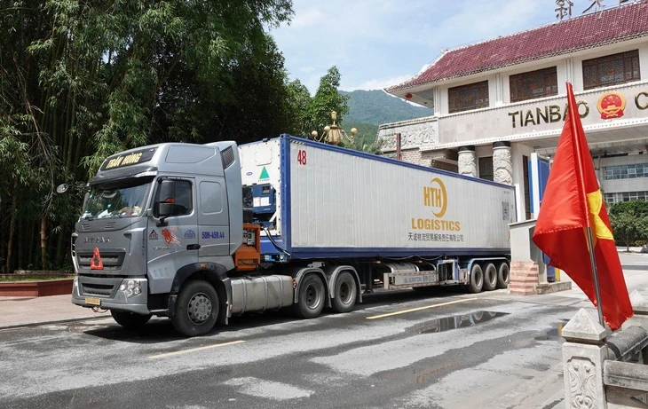 Gỡ vướng cho doanh nghiệp, không buông an toàn thực phẩm Gỡ vướng cho doanh nghiệp, không buông an toàn thực phẩm