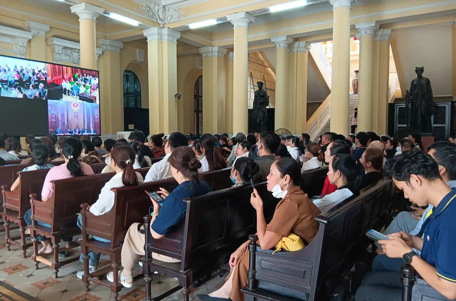 Gom góp tiền mua nhà ở xã hội, hàng trăm người ở TPHCM sập bẫy dự án 'ma' Gom góp tiền mua nhà ở xã hội, hàng trăm người ở TPHCM sập bẫy dự án 'ma'