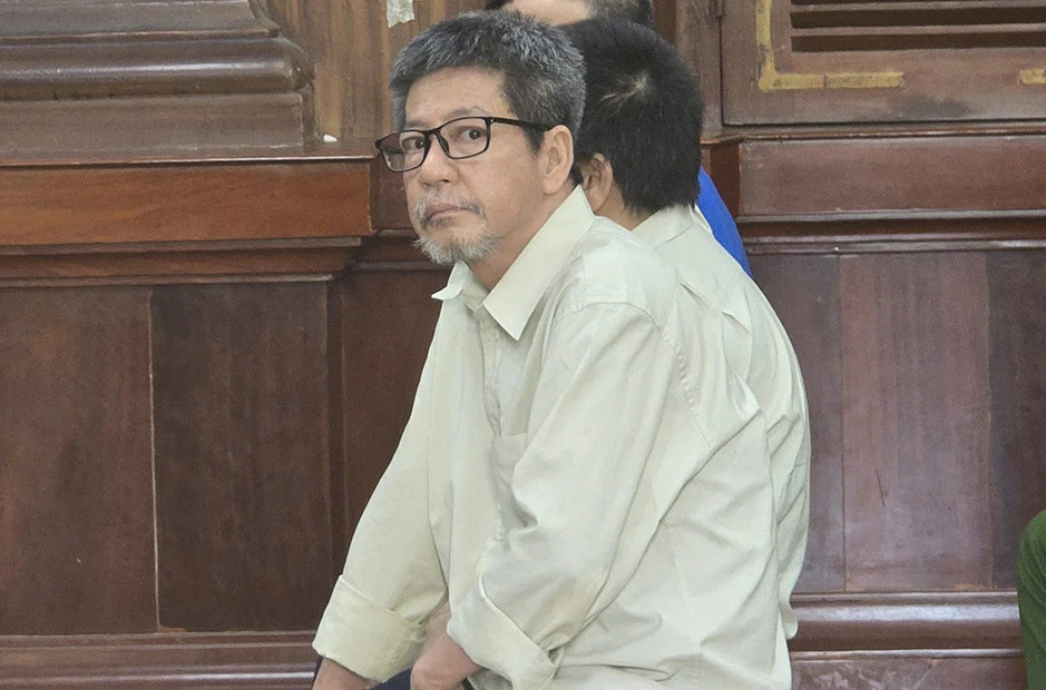 Gom góp tiền mua nhà ở xã hội, hàng trăm người ở TPHCM sập bẫy dự án 'ma' Gom góp tiền mua nhà ở xã hội, hàng trăm người ở TPHCM sập bẫy dự án 'ma'