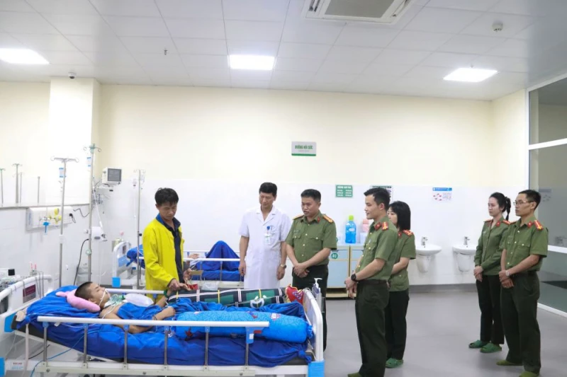 Góp phần bảo đảm an ninh trật tự nơi cửa ngõ Tây Bắc Góp phần bảo đảm an ninh trật tự nơi cửa ngõ Tây Bắc