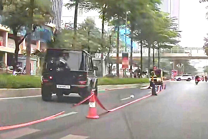 Hà Nội 2026: Cụ ông tử vong thương tâm sau tai nạn giao thông với ô tô Mercedes G63 Hà Nội 2026: Cụ ông tử vong thương tâm sau tai nạn giao thông với ô tô Mercedes G63