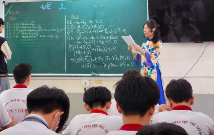 Hà Nội bãi bỏ Quyết định dạy thêm học thêm sau kiến nghị của Bộ Tư pháp Hà Nội bãi bỏ Quyết định dạy thêm học thêm sau kiến nghị của Bộ Tư pháp
