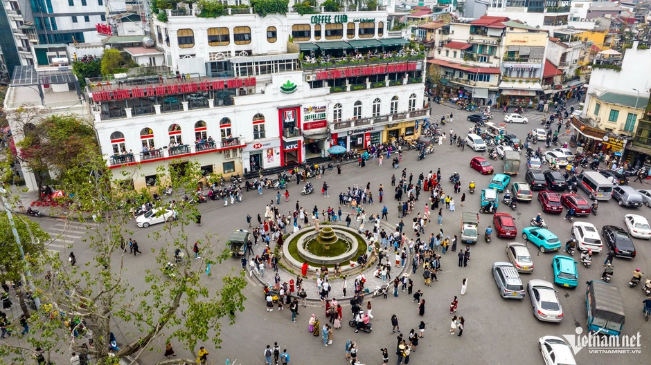Hà Nội chưa cấm xe máy xăng tại khu vực quanh hồ Gươm, phố cổ Hà Nội chưa cấm xe máy xăng tại khu vực quanh hồ Gươm, phố cổ