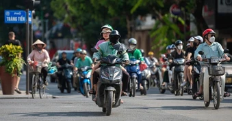Hà Nội chưa xem xét nghị quyết về cấm xe máy xăng trong vùng phát thải thấp