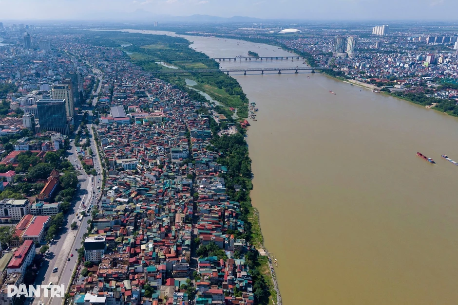 Hà Nội giải đáp câu hỏi của người dân về dự án trục Đại lộ sông Hồng Hà Nội giải đáp câu hỏi của người dân về dự án trục Đại lộ sông Hồng