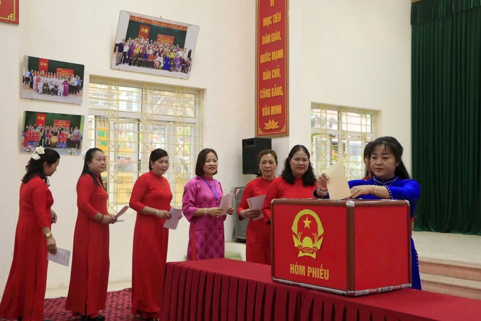 Hà Nội: Hơn 32.000 cử tri xã Thượng Phúc nô nức đi bầu cử Hà Nội: Hơn 32.000 cử tri xã Thượng Phúc nô nức đi bầu cử